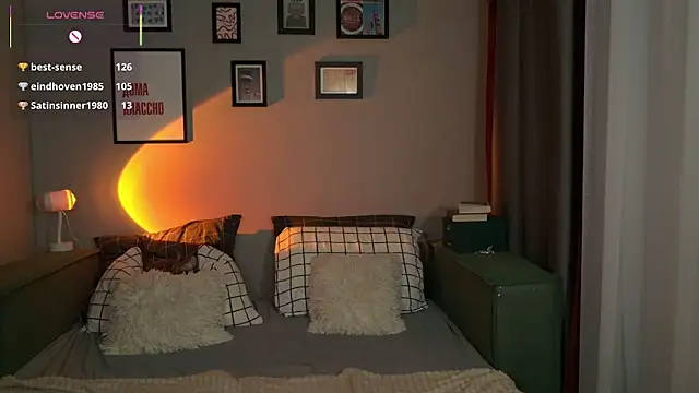 LadyDiLancaster Live XXX-chat