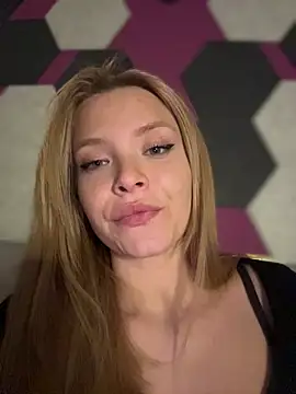 AnastasiaAniess Chat XXX in diretta