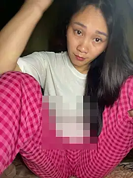 Lucky-baby077 Obrolan Langsung XXX