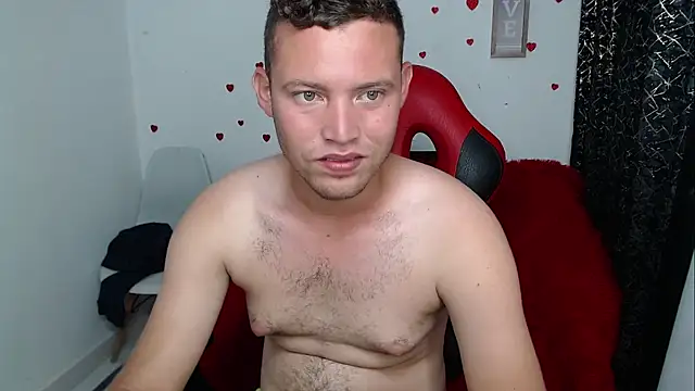 Вебкам-шоу sven_fox723