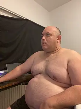 XXX chat uživo modela BigromeoXX