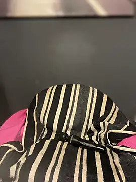 SEXaddictCANDY10 – Naživo XXX chat