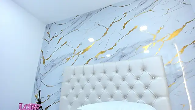 hari_lissaw's Live XXX Chat