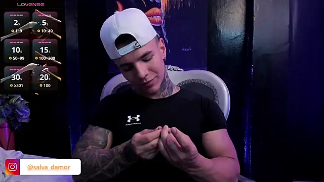 SalvatoreDmore 现场XXX聊天