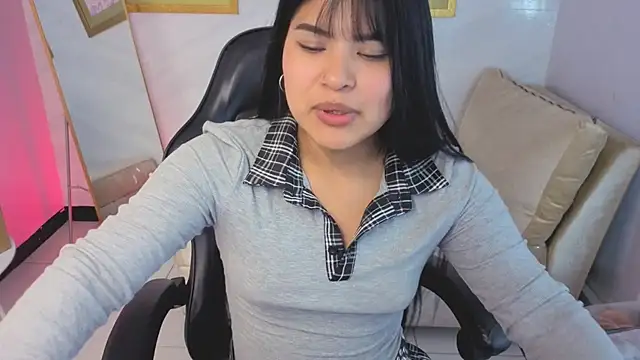 Paulette_v's Live XXX Chat