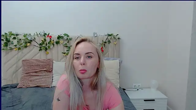 Chat XXX ao vivo de LiluMoon__