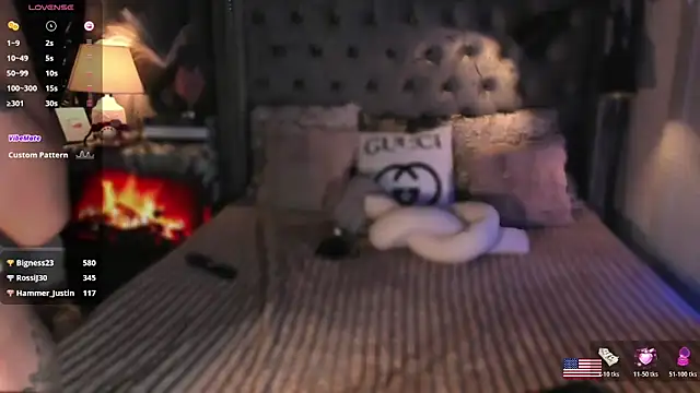 ZyraGoddes' Live XXX Chat