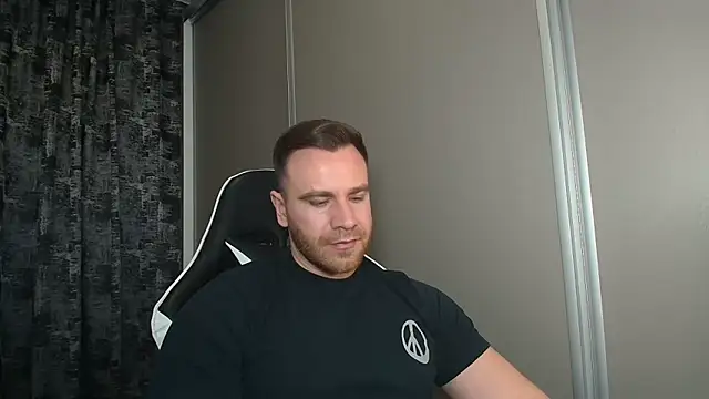 Thori92's Live XXX Chat