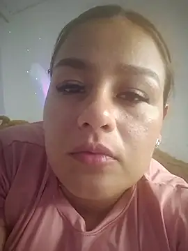 Foxylisaflores' Live XXX Chat