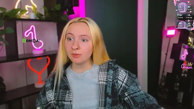 mila_glow1: онлайн-секс-чат