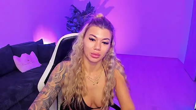 xPuka – Live XXX-chat