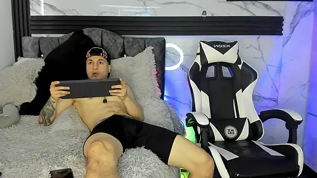 Show de ThiagoFerrero_Hot na webcam