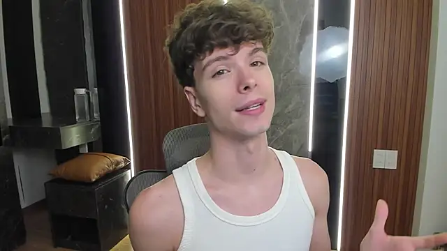 calvin_love_you's Webcam Show