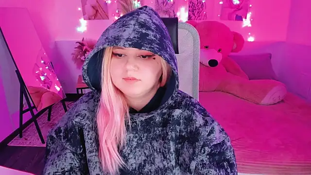 DiaAngell: онлайн-секс-чат