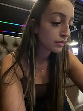 BelleLouiseVp: онлайн-секс-чат