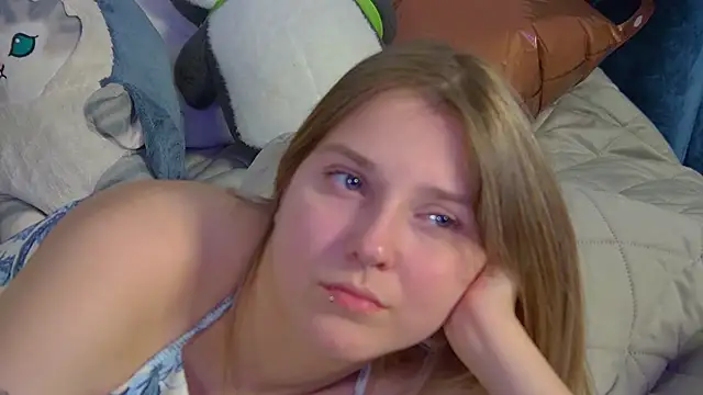 TinnaBurton: онлайн-секс-чат