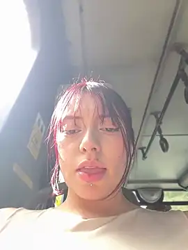 RojitasTeaseX_: онлайн-секс-чат