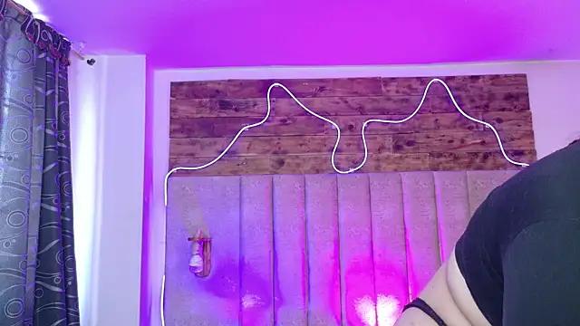 lil_moon1 – Naživo XXX chat