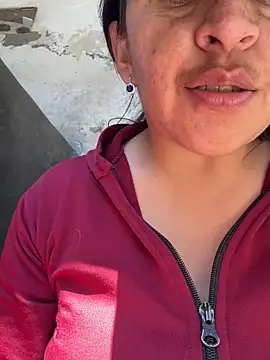 latinfemale Chat XXX in diretta