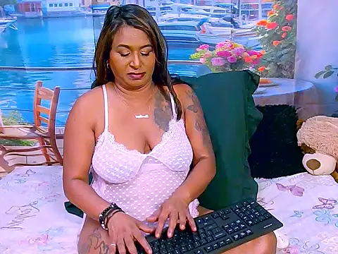 Živý XXX chat indiansparkle