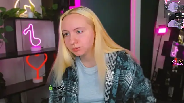 Chatroom XXX en direct de mila_glow1