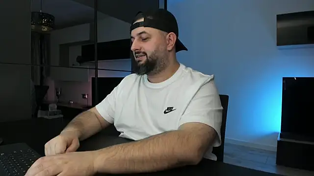 DravenPeak Adlı Modelin Web Kamerası Şovu