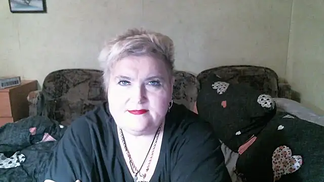 Lana555 现场XXX聊天