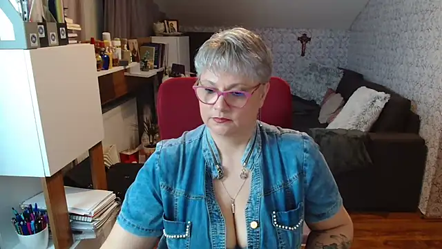 bigtits4you's Webcam Show