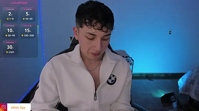 oliver_kyy Show Webcam