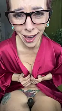 RubyLynne's Live XXX Chat