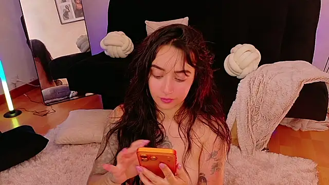 EmmyEvans1 Live XXX-chat