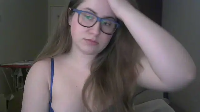 SeasonalSomeone's Live XXX Chat