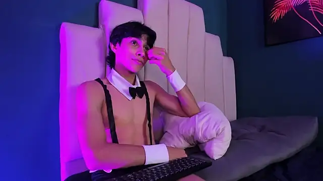 Show modela Cheys_Mast na web-kameri