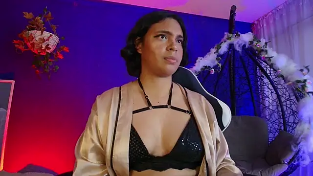 Emmapark_ Adlı Modelin Canlı XXX Sohbeti