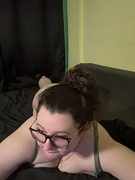 HaleyAyush Chat XXX in diretta