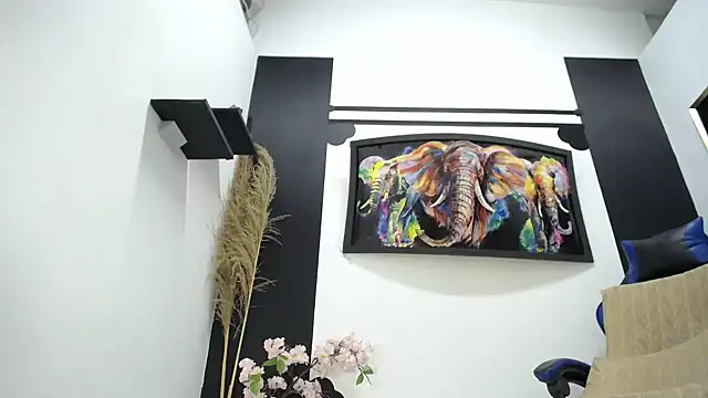 Pokazy przed kamerką – laura_fit