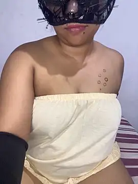 Naughti_Kitty 웹캠 쇼