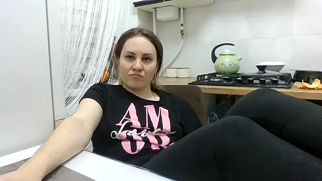 MeadowEyesのライブXXXチャット