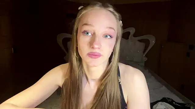 Anika_Socutehe live XXX chat