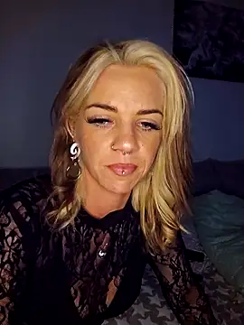 Bella_Amazing Webcam-Show