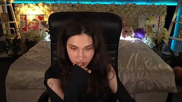 BabyFlowerrのライブXXXチャット