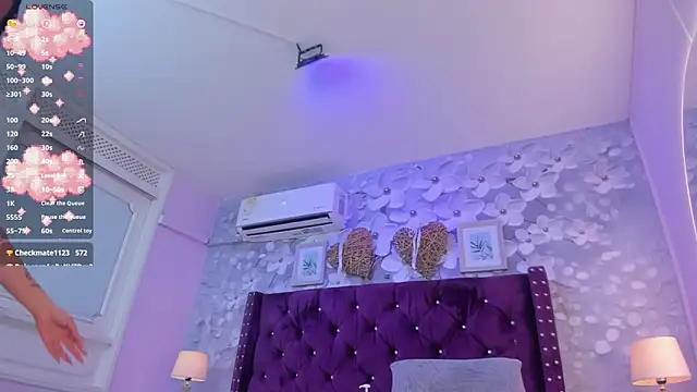 elodie_walker's Live XXX Chat