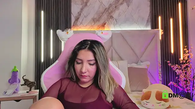 Happy_tits Adlı Modelin Canlı XXX Sohbeti