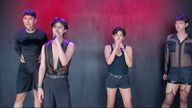 Queen-Vibe Webcamshow