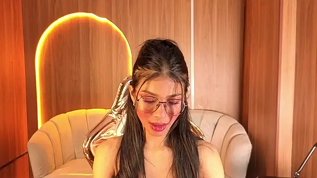 Alina_b_ Live XXX Chat