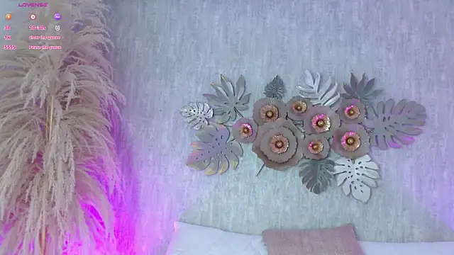 laraa_jeean লাইভ XXX চ্যাট