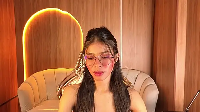 Alina_b_'s Live XXX Chat