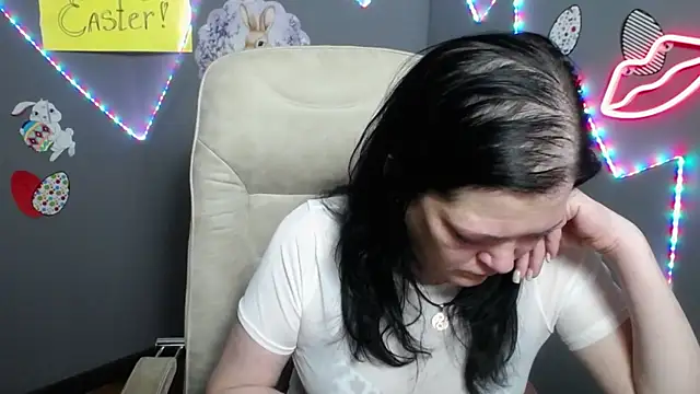 LauraFinn's Live XXX Chat