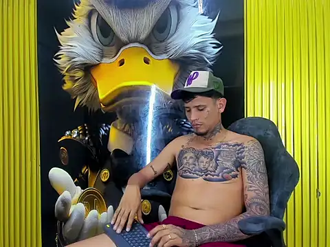 Winsord_Bigcockn Webbikameraesitys