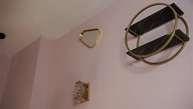 SunnivaCovil Show Webcam